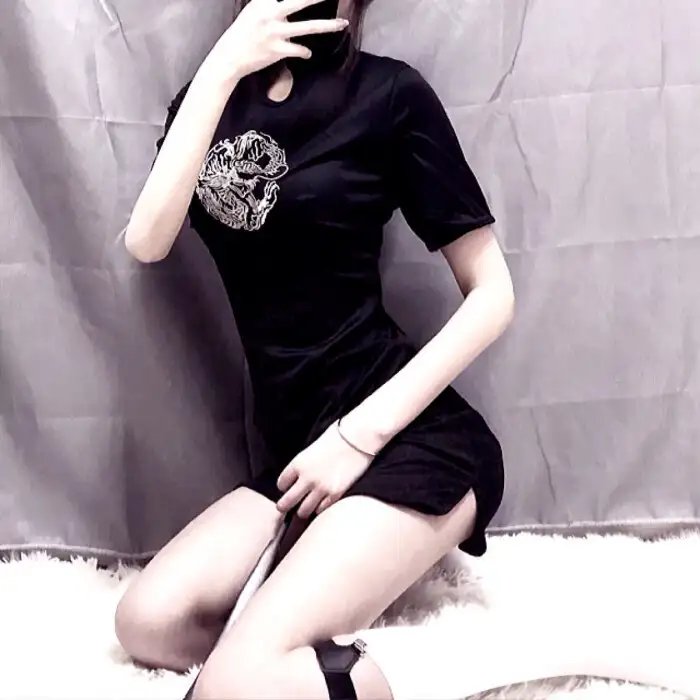 最近，我的妹妹有点怪
